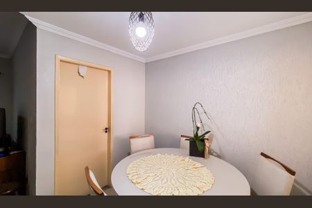 Sala de casa de condomínio à venda com 3 quartos, 86m² em Vila Pierina, São Paulo