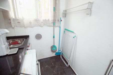 Apartamento para alugar com 54m², 2 quartos e 1 vagaÁrea de Serviço