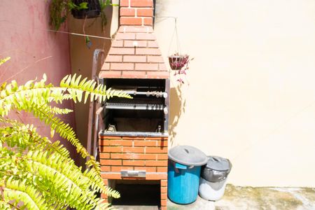 Casa para alugar com 60m², 1 quarto e sem vagaQuintal