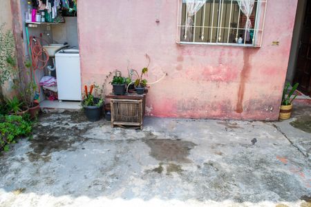 Casa para alugar com 60m², 1 quarto e sem vagaQuintal