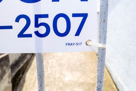 Casa para alugar com 60m², 1 quarto e sem vagaPlaquinha