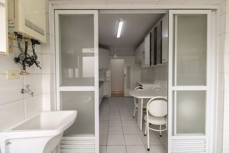 Apartamento à venda com 106m², 3 quartos e 2 vagasÁrea de Serviço 