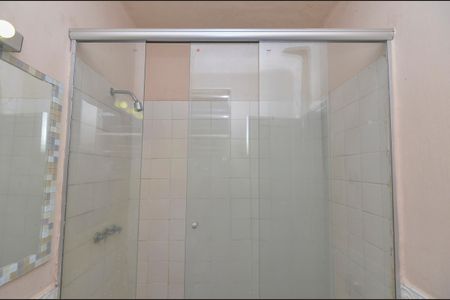 Apartamento à venda com 64m², 2 quartos e sem vaga Apartamento à venda com 64m², 2 quartos e sem vagaBanheiro