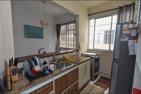 Apartamento à venda com 64m², 2 quartos e sem vaga Apartamento à venda com 64m², 2 quartos e sem vagaCozinha