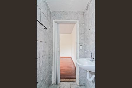 Casa para alugar com 110m², 2 quartos e sem vagaBanheiro da Suíte