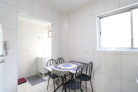 Apartamento à venda com 65m², 2 quartos e 1 vagaCozinha e Área de Serviço