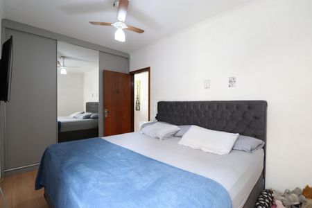 Apartamento à venda com 65m², 2 quartos e 1 vagaQuarto 2