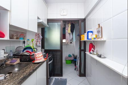 Apartamento à venda com 58m², 2 quartos e 2 vagas Apartamento à venda com 58m², 2 quartos e 2 vagasCozinha