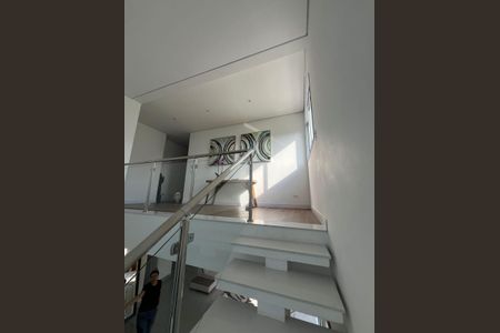 Casa à venda com 438m², 4 quartos e 6 vagas