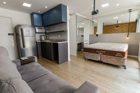 Sala de kitnet/studio para alugar com 1 quarto, 35m² em Real Parque, São Paulo