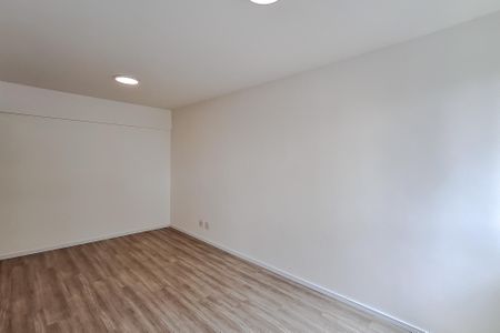 Sala/Área de Serviço de apartamento à venda com 1 quarto, 30m² em Liberdade, São Paulo