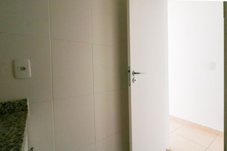 Apartamento para alugar com 68m², 2 quartos e 1 vaga Apartamento para alugar com 68m², 2 quartos e 1 vagaBanheiro