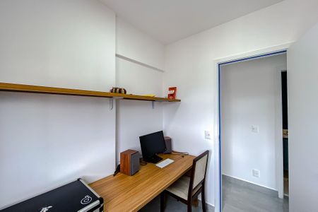 Apartamento para alugar com 67m², 2 quartos e 1 vaga