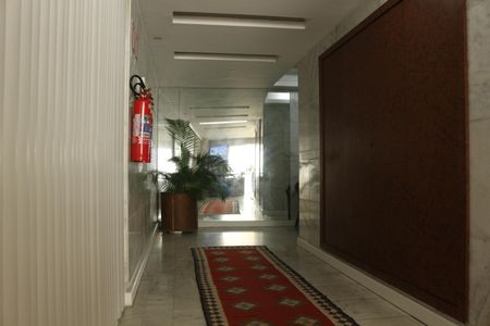 Apartamento para alugar com 124m², 3 quartos e 1 vagaFachada e portaria