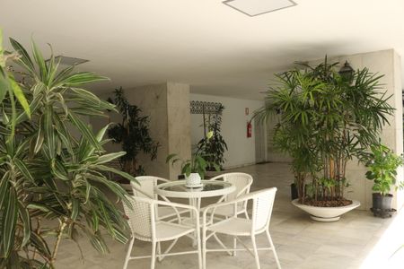 Apartamento para alugar com 124m², 3 quartos e 1 vagaFachada e portaria