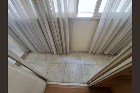 Apartamento à venda com 115m², 2 quartos e sem vagaVaranda 