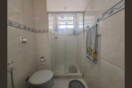 Apartamento à venda com 115m², 2 quartos e sem vagaBanheiro 