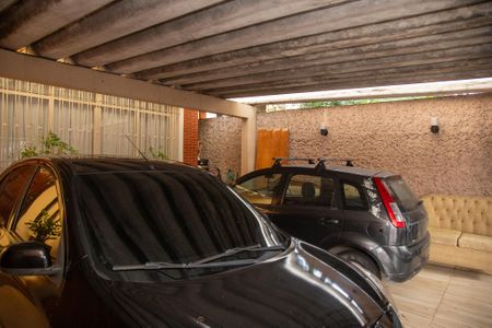 Casa à venda com 158m², 3 quartos e 3 vagasGaragem
