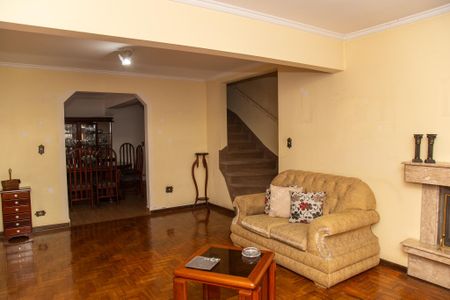 Casa à venda com 158m², 3 quartos e 3 vagasSala