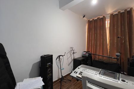 Casa à venda com 250m², 5 quartos e 3 vagasQuarto 2