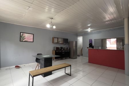 Casa à venda com 250m², 5 quartos e 3 vagasKitnet