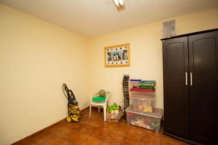 Casa à venda com 360m², 4 quartos e 4 vagasEdícula - Quarto