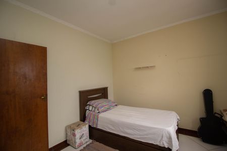 Casa à venda com 360m², 4 quartos e 4 vagasQuarto 2