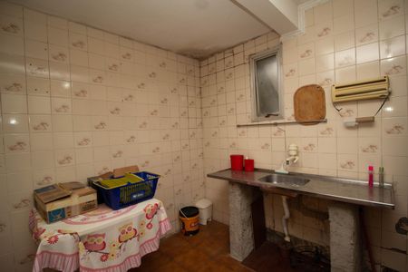 Casa à venda com 360m², 4 quartos e 4 vagasEdícula - Cozinha