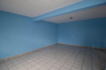 Casa à venda com 360m², 4 quartos e 4 vagasSalão