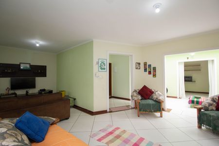 Casa à venda com 360m², 4 quartos e 4 vagasSala