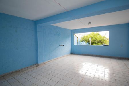 Casa à venda com 360m², 4 quartos e 4 vagasSalão