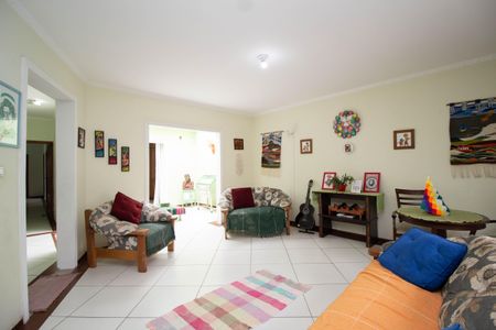 Casa à venda com 360m², 4 quartos e 4 vagasSala