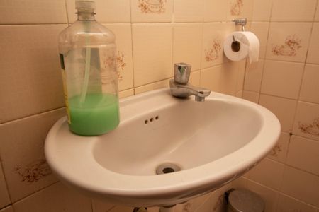 Casa à venda com 360m², 4 quartos e 4 vagasEdícula - Banheiro