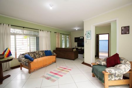 Sala de casa à venda com 4 quartos, 360m² em Vila Cruz das Almas, São Paulo