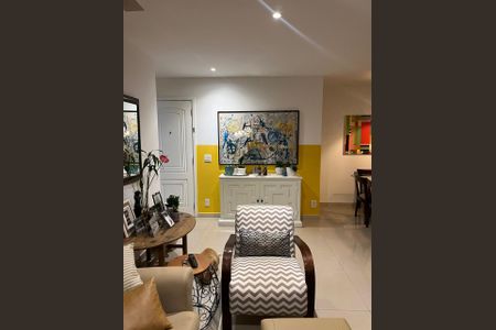 Sala de apartamento à venda com 3 quartos, 114m² em Barra da Tijuca, Rio de Janeiro