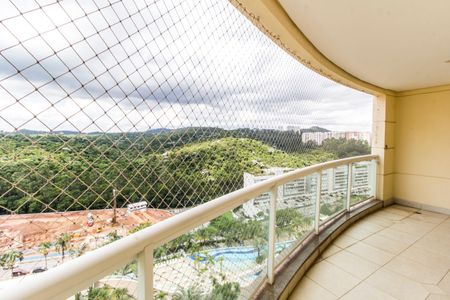 Apartamento para alugar com 133m², 3 quartos e 2 vagasVaranda