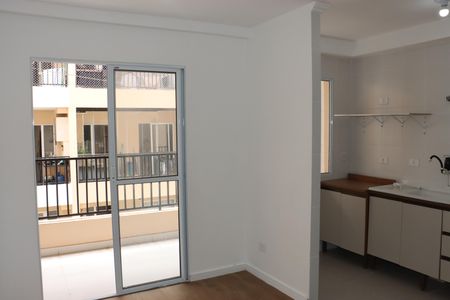 Apartamento para alugar com 2 quartos, 42m² em Jardim da Gloria, Cotia