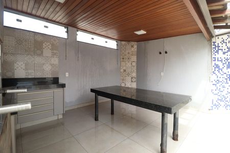 Apartamento para alugar com 140m², 3 quartos e 2 vagasVaranda