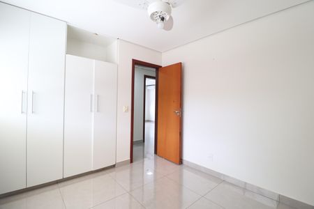 Apartamento para alugar com 140m², 3 quartos e 2 vagasQuarto 4