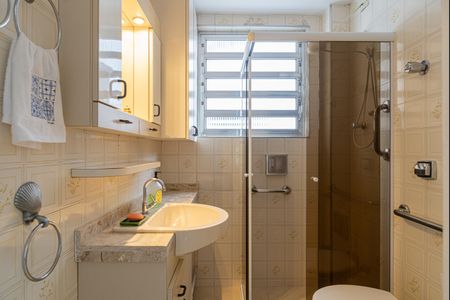 Apartamento para alugar com 86m², 2 quartos e sem vagaBanheiro