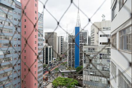 Vista da Sala de apartamento para alugar com 2 quartos, 86m² em Bela Vista, São Paulo