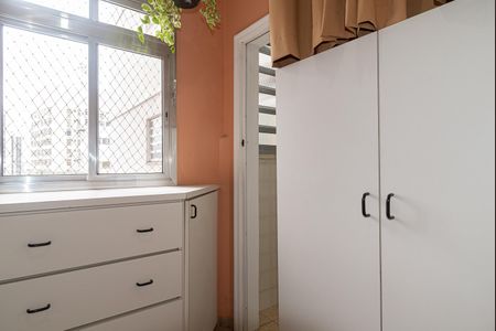 Apartamento para alugar com 86m², 2 quartos e sem vagaQuarto de Serviço