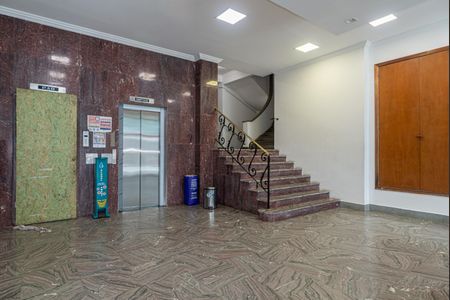 Apartamento para alugar com 86m², 2 quartos e sem vagaÁrea  comum - Elevadores