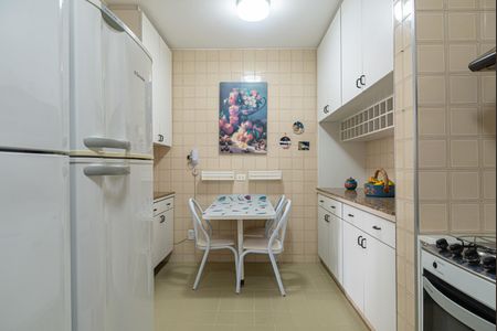 Apartamento para alugar com 86m², 2 quartos e sem vagaCozinha