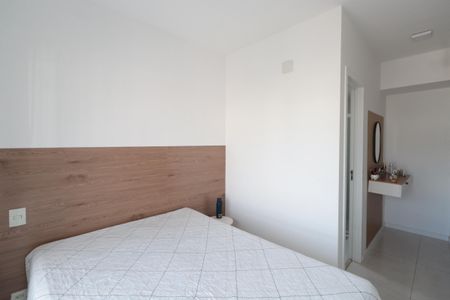 Apartamento à venda com 106m², 3 quartos e 2 vagasQuarto 2 - Suíte