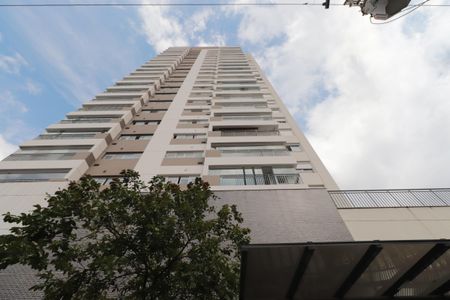 Apartamento à venda com 106m², 3 quartos e 2 vagasFachada