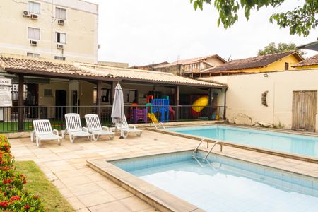 Apartamento para alugar com 100m², 2 quartos e 1 vagaÁrea comum - Piscina