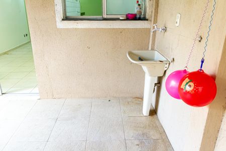 Apartamento para alugar com 100m², 2 quartos e 1 vagaÁrea de Serviço