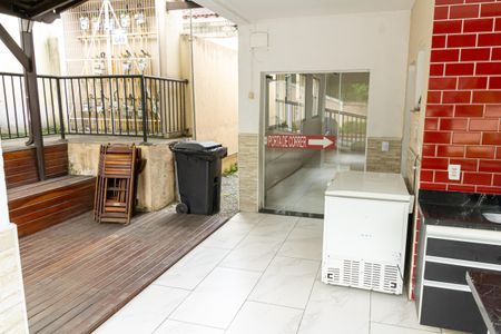 Apartamento para alugar com 100m², 2 quartos e 1 vagaÁrea comum - Salão de festas