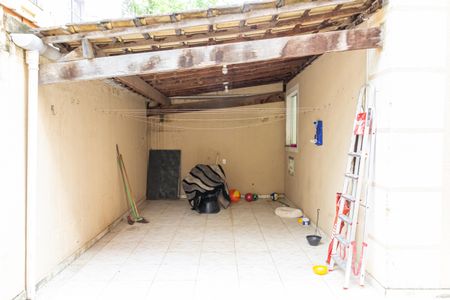 Apartamento para alugar com 100m², 2 quartos e 1 vagaVaranda